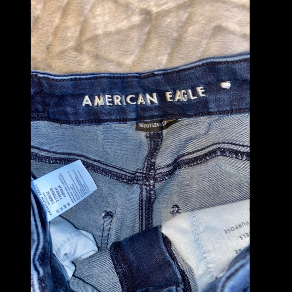 Pants Size 2 American Eagle - Picture 3 of 3